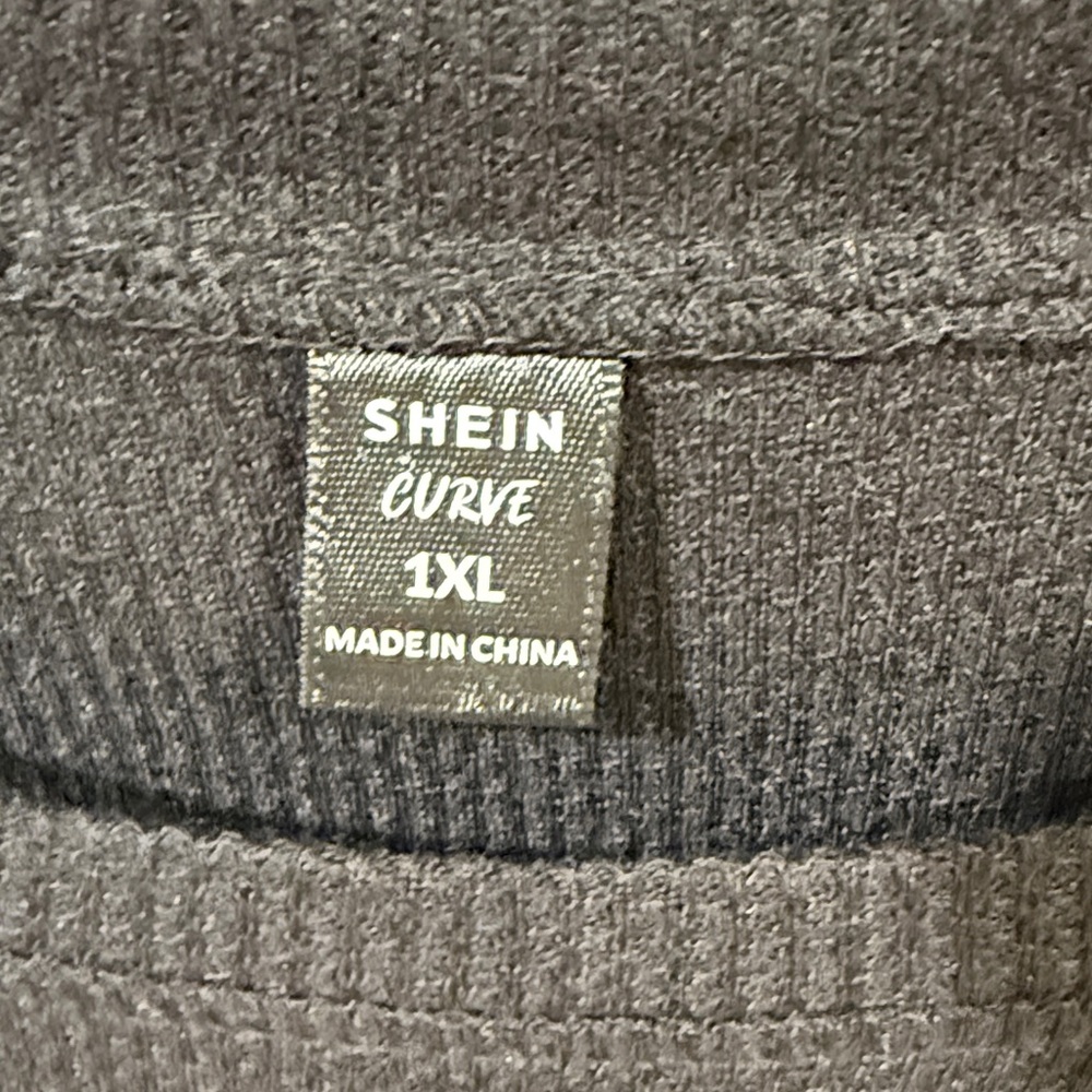 SHEIN Women's Colorblock Crewneck Top - Black, Gray, White 1XL - Picture 3 of 3
